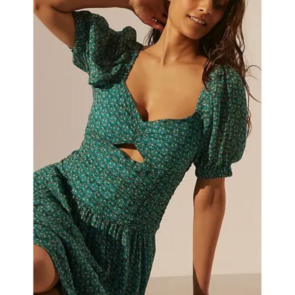 Anthropologie Floral Puff Sleeved Cut Out Midi Dress Handkerchief Green Size 8 - Picture 3 of 8